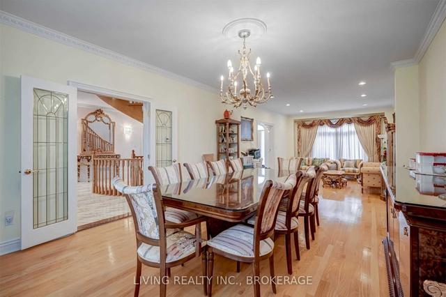 31 Noble St, House detached with 4 bedrooms, 7 bathrooms and 15 parking in Markham ON | Image 4