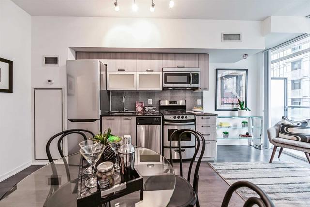 612w - 36 Lisgar St, Condo with 2 bedrooms, 1 bathrooms and 0 parking in Toronto ON | Image 21