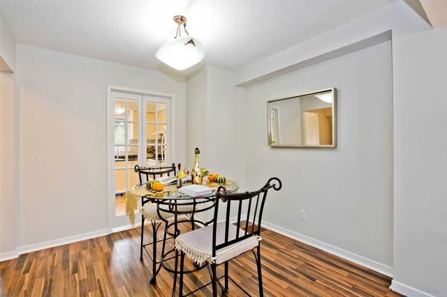1 Thimble Berry Way, Townhouse with 3 bedrooms, 3 bathrooms and 2 parking in Toronto ON | Image 4