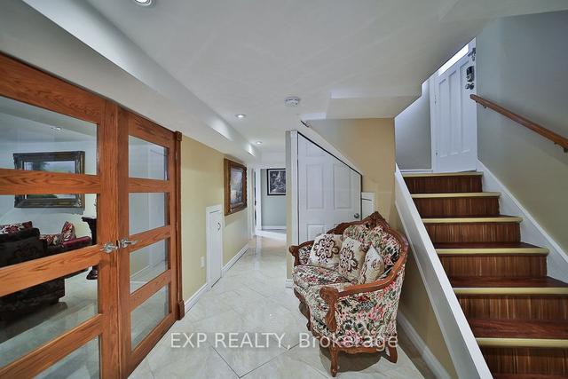 26 Brewton Rd, House detached with 3 bedrooms, 2 bathrooms and 2 parking in Toronto ON | Image 13