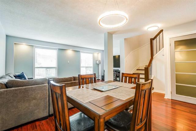 50 Morley Cres, Townhouse with 3 bedrooms, 2 bathrooms and 2 parking in Brampton ON | Image 7