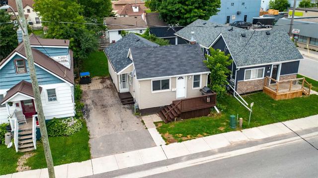 129 Dufferin St, House detached with 2 bedrooms, 2 bathrooms and 3 parking in Orillia ON | Image 13