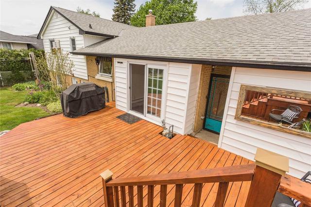 1044 Guildwood Blvd, House detached with 3 bedrooms, 2 bathrooms and 3 parking in London ON | Image 24