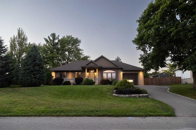 5 Andrew St, House detached with 2 bedrooms, 3 bathrooms and 6 parking in Brant ON | Image 12