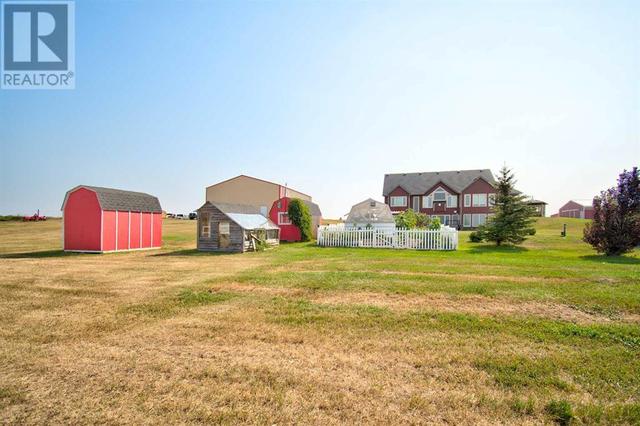232060 Range Road 245, Home with 3 bedrooms, 2 bathrooms and null parking in Wheatland County AB | Image 39