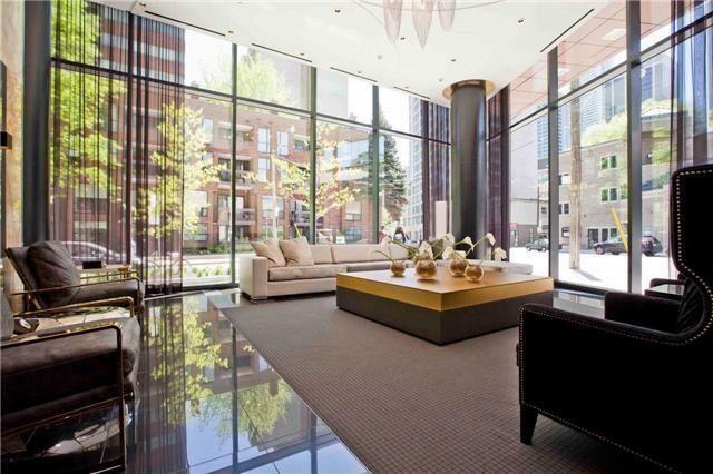 906 - 32 Davenport Rd, Condo with 2 bedrooms, 2 bathrooms and 1 parking in Toronto ON | Image 13