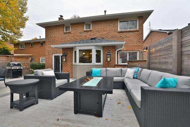 128 Speyside Dr, House detached with 3 bedrooms, 3 bathrooms and 3 parking in Oakville ON | Image 29
