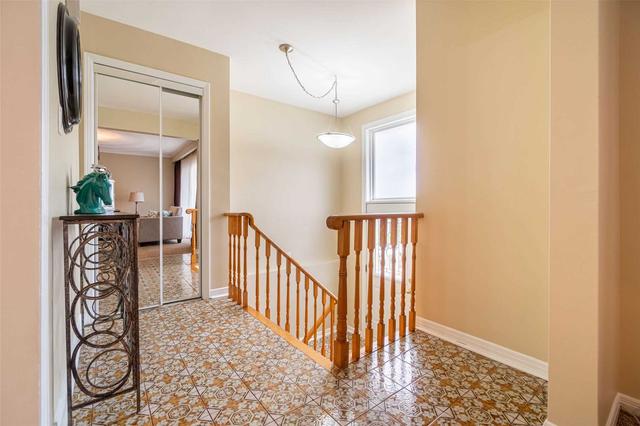 13 Major Oaks Dr, House semidetached with 3 bedrooms, 2 bathrooms and 4 parking in Brampton ON | Image 38