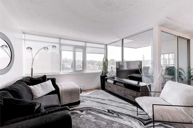 508 - 30 Harrisford St, Condo with 3 bedrooms, 2 bathrooms and 1 parking in Hamilton ON | Image 9