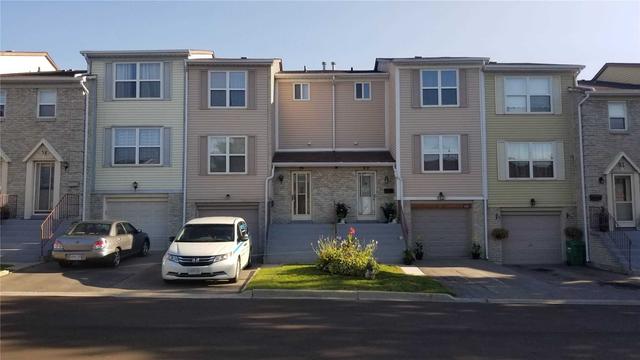 79 Morley Cres, Townhouse with 3 bedrooms, 2 bathrooms and 2 parking in Brampton ON | Image 1