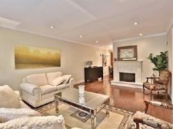 14 Foursome Cres, House detached with 3 bedrooms, 3 bathrooms and 6 parking in Toronto ON | Image 3
