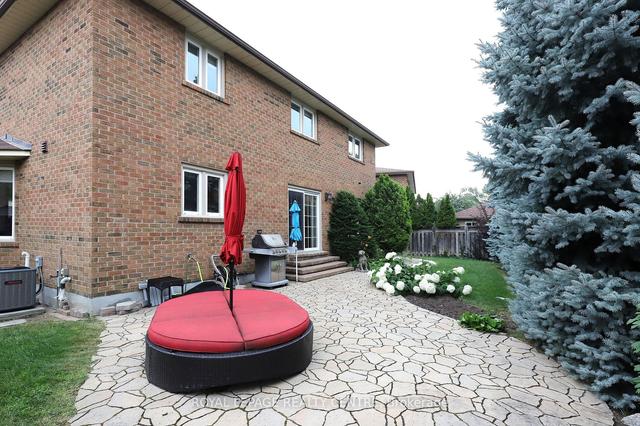 4229 Capilano Crt, House detached with 4 bedrooms, 3 bathrooms and 8 parking in Mississauga ON | Image 35