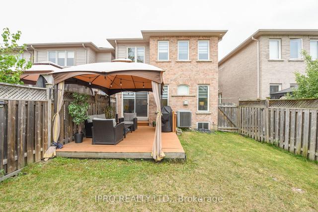 807 Gleeson Rd, House attached with 3 bedrooms, 4 bathrooms and 3 parking in Milton ON | Image 32