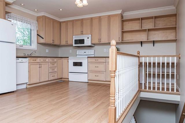 384 Oakhill Dr, House detached with 3 bedrooms, 5 bathrooms and 6 parking in Brant ON | Image 19