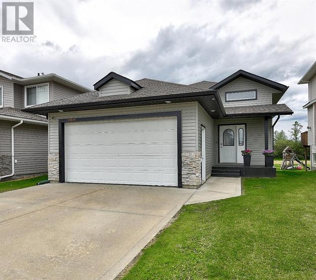 10209 94 Street, House detached with 3 bedrooms, 2 bathrooms and 4 parking in Sexsmith AB | Card Image