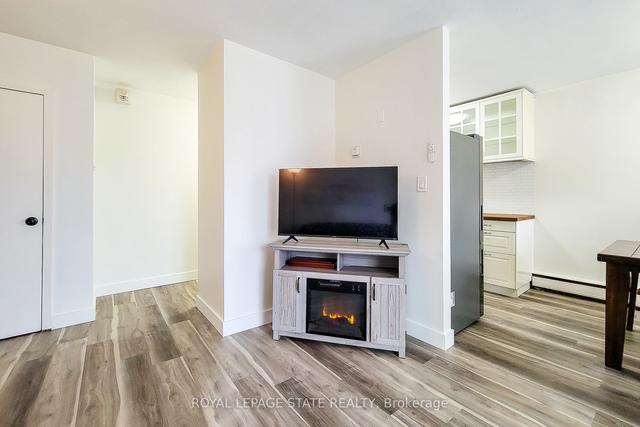 456 Carlton St, Condo with 1 bedrooms, 1 bathrooms and 1 parking in St. Catharines ON | Image 6