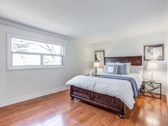 43 Shadberry Dr, House semidetached with 3 bedrooms, 3 bathrooms and 2 parking in Toronto ON | Image 8