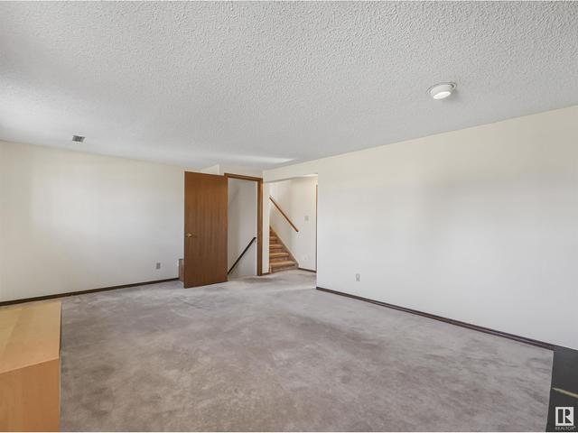 9311 168 Av Nw, House detached with 4 bedrooms, 2 bathrooms and 2 parking in Edmonton AB | Image 14