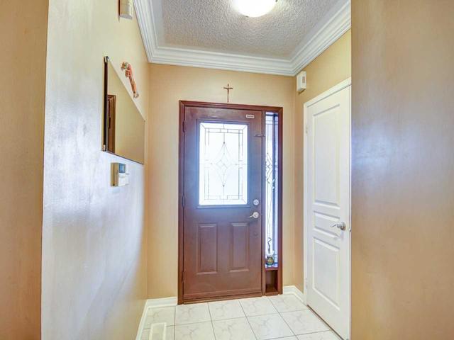 3796 Freeman Terr, House semidetached with 4 bedrooms, 3 bathrooms and 3 parking in Mississauga ON | Image 37