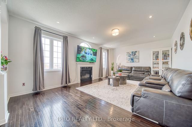 51 Fred Young Dr, House detached with 4 bedrooms, 6 bathrooms and 4 parking in Toronto ON | Image 4