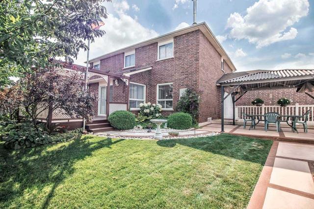 31 Petworth Rd, House detached with 4 bedrooms, 4 bathrooms and 4 parking in Brampton ON | Image 19