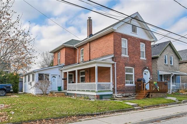 36 Spring St, House detached with 5 bedrooms, 4 bathrooms and 3 parking in Brantford ON | Image 12