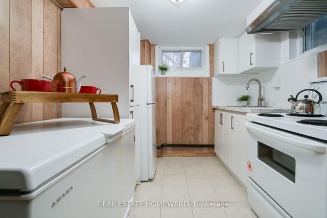 7 Rupert St, House semidetached with 3 bedrooms, 2 bathrooms and 3 parking in Toronto ON | Image 22