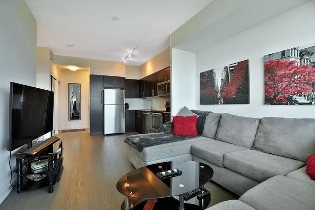 1707 - 55 Speers Rd, Condo with 1 bedrooms, 1 bathrooms and 1 parking in Oakville ON | Image 6