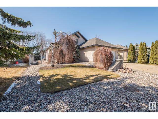 9 Lacombe Dr, House detached with 4 bedrooms, 3 bathrooms and 4 parking in St. Albert AB | Image 2