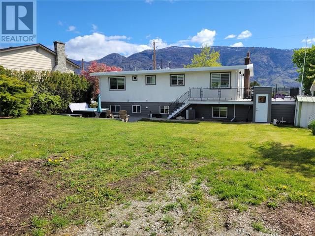 24 Finch Crescent, House detached with 4 bedrooms, 2 bathrooms and 4 parking in Osoyoos BC | Image 4
