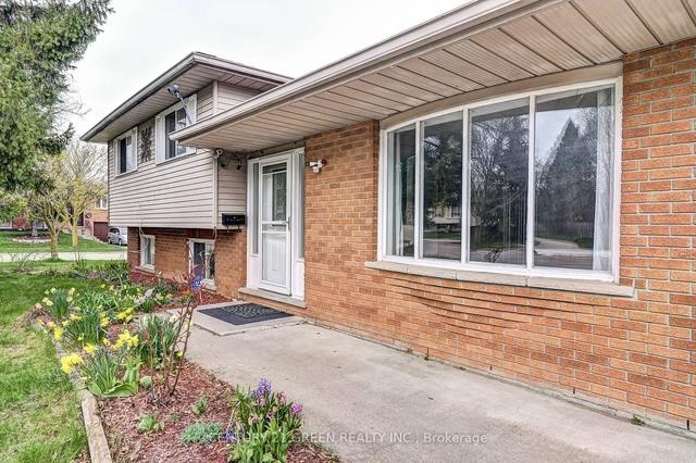 212 Rittenhouse Rd, House detached with 3 bedrooms, 2 bathrooms and 5 parking in Kitchener ON | Image 34