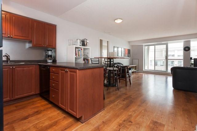 1001 - 18 Stafford St, Condo with 1 bedrooms, 2 bathrooms and 1 parking in Toronto ON | Image 6