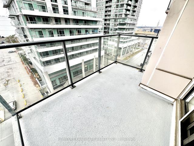 908 - 25 Town Centre Crt, Condo with 2 bedrooms, 2 bathrooms and 1 parking in Toronto ON | Image 8