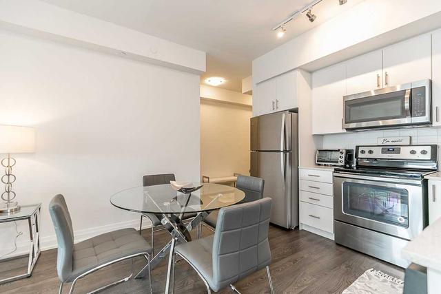 2311-b - 3700 Highway 7, Condo with 2 bedrooms, 2 bathrooms and 1 parking in Vaughan ON | Image 2