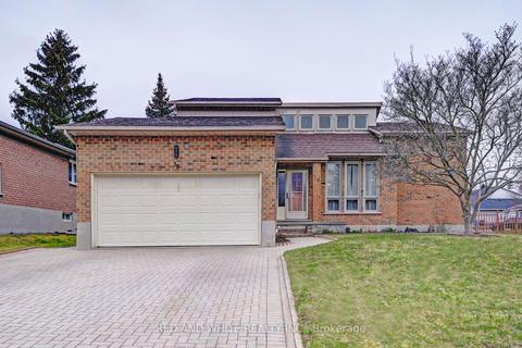 38 Burton Rd, House detached with 5 bedrooms, 4 bathrooms and 8 parking in Guelph ON | Card Image