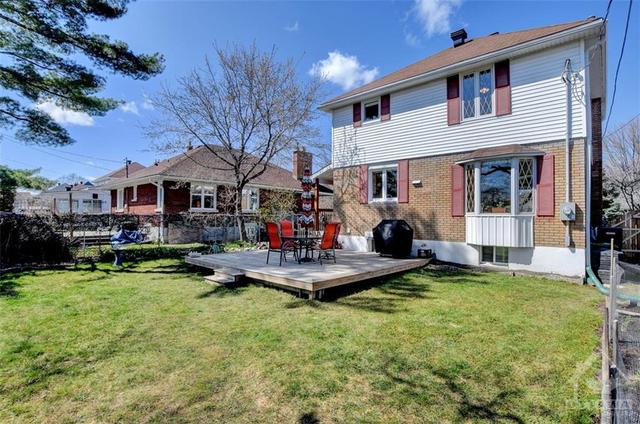 596 Wolffdale Crescent, House detached with 3 bedrooms, 2 bathrooms and 3 parking in Ottawa ON | Image 28