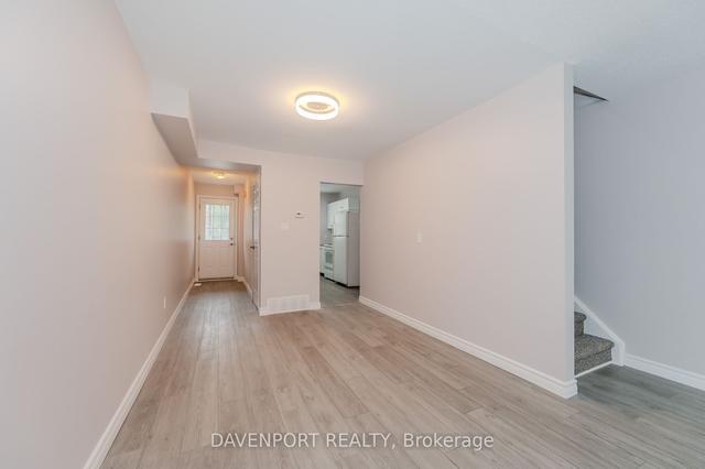 e - 657 Albert St, Townhouse with 2 bedrooms, 2 bathrooms and 2 parking in Waterloo ON | Image 2