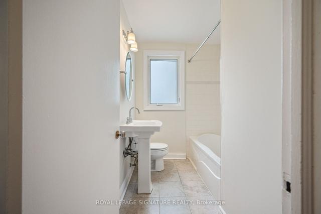 124 Homewood Ave, House detached with 4 bedrooms, 3 bathrooms and 4 parking in Toronto ON | Image 10