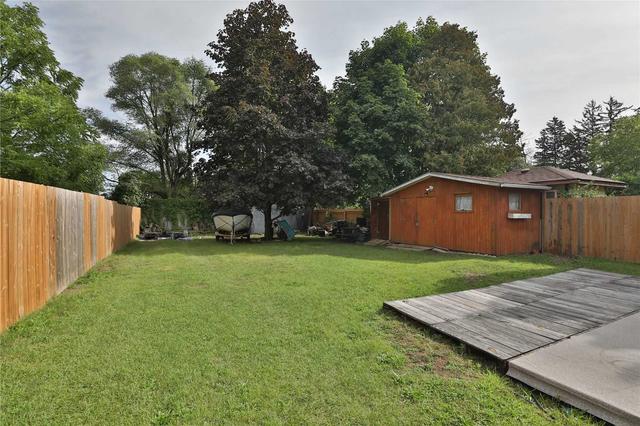113 Morton Ave, House detached with 2 bedrooms, 2 bathrooms and 2 parking in Brantford ON | Image 22