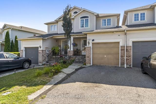 284 Swindells St, House attached with 3 bedrooms, 3 bathrooms and 2 parking in Clarington ON | Image 1
