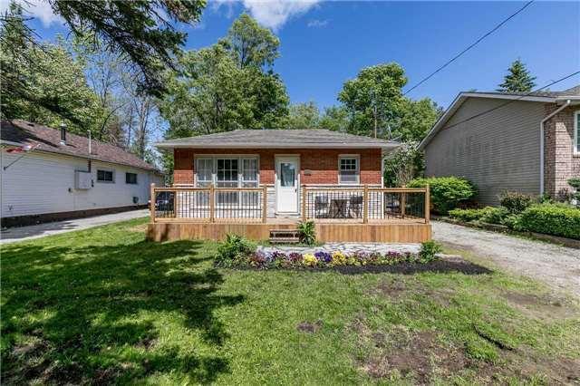 11 47th St S, House detached with 2 bedrooms, 1 bathrooms and 5 parking in Wasaga Beach ON | Image 1