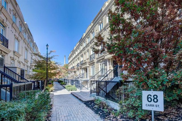 th27 - 68 Carr St, Townhouse with 2 bedrooms, 2 bathrooms and 0 parking in Toronto ON | Image 1