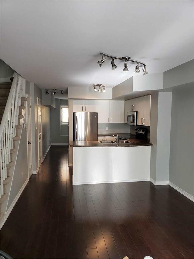 th96 - 208 Niagara St, Townhouse with 2 bedrooms, 2 bathrooms and 1 parking in Toronto ON | Image 10