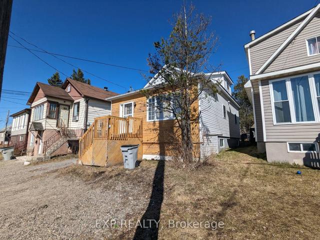 210 Laidlaw St, House detached with 2 bedrooms, 2 bathrooms and 2 parking in Timmins ON | Image 7