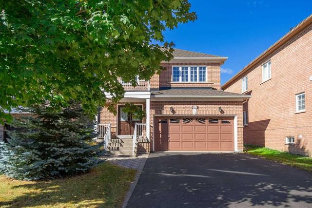702 Society Cres Cres, House detached with 3 bedrooms, 4 bathrooms and 4 parking in Newmarket ON | Card Image