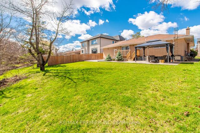 17 Ryder Rd, House detached with 3 bedrooms, 2 bathrooms and 9 parking in Vaughan ON | Image 30