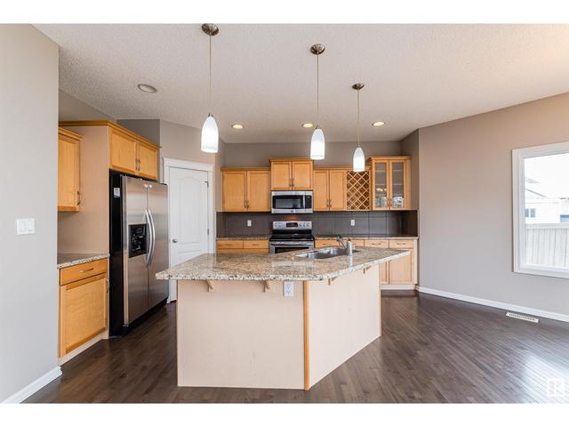 7716 8 Av Sw, House detached with 4 bedrooms, 3 bathrooms and null parking in Edmonton AB | Image 10