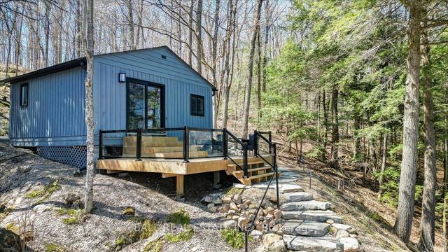 591 Renwick Rd, House detached with 4 bedrooms, 2 bathrooms and 3 parking in North Kawartha ON | Image 6
