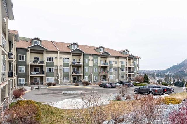 103 - 2120 Shannon Ridge Dr, Condo with 2 bedrooms, 2 bathrooms and 1 parking in West Kelowna BC | Image 19