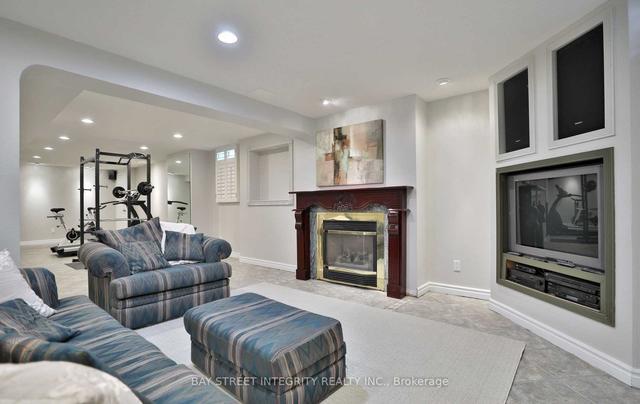 1179 Gable Dr, House detached with 4 bedrooms, 4 bathrooms and 4 parking in Oakville ON | Image 9